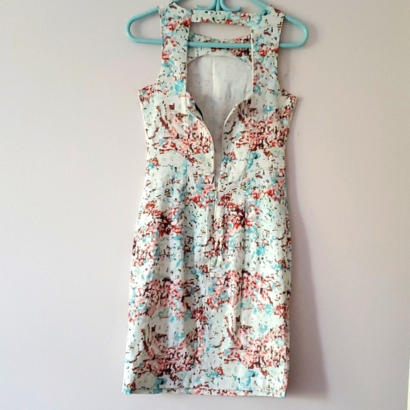 White sleeveless Dress - size S - Picture 2 of 4